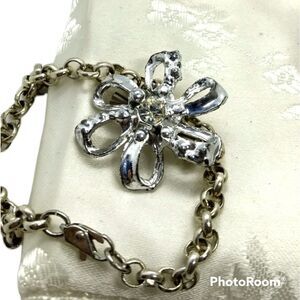 Vintage brooch and link bracelet set‎